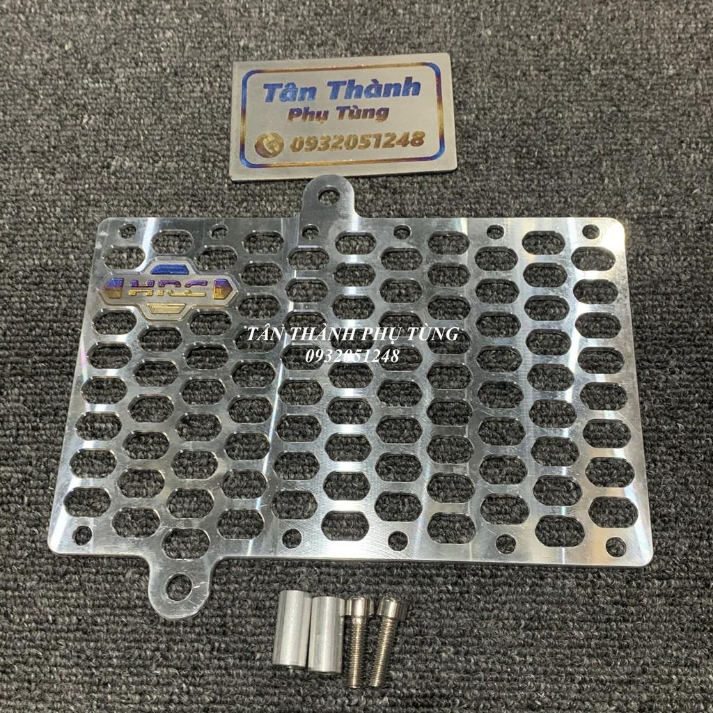 Két nước dành cho Exciter 150 nhôm CNC tem Titan kèm ốc