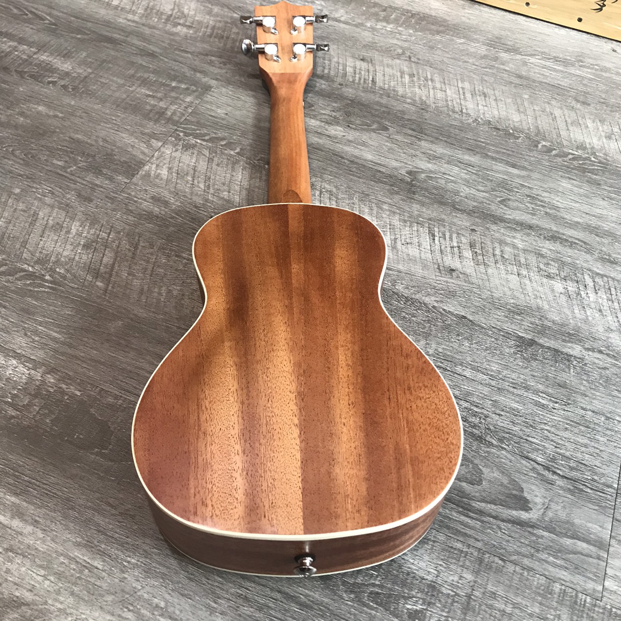 ĐÀN UKULELE GỖ CONCERT GIÁ RẺ