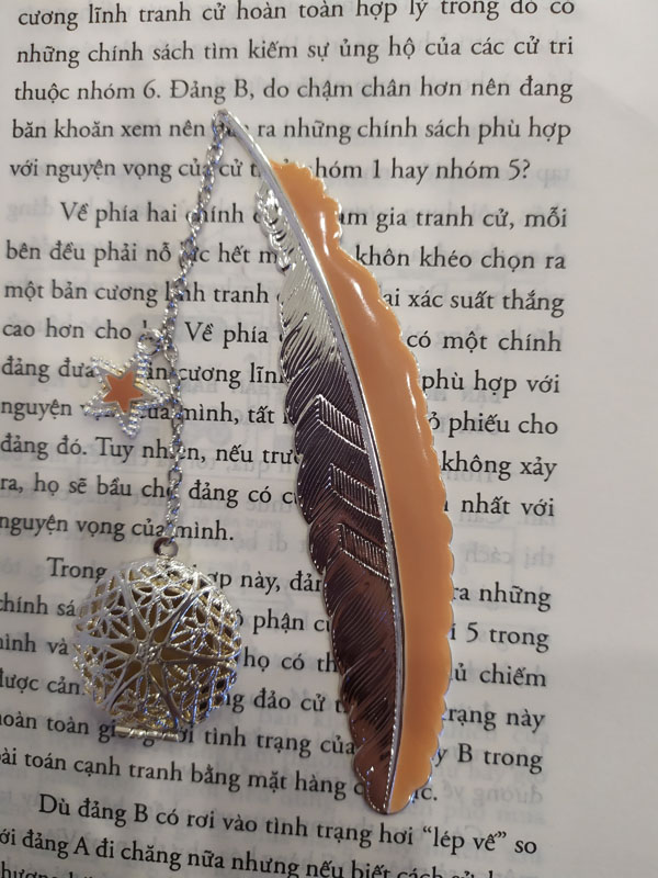 Bookmark dạ quang sắc đỏ