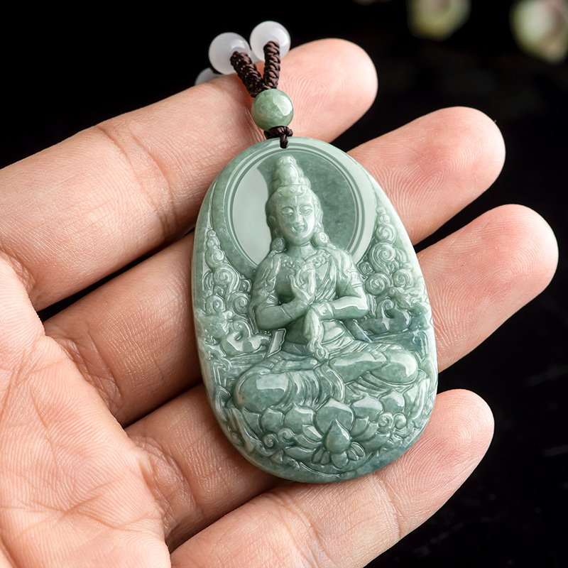 Dây chuyền Phật Quan Âm Bồ Tát bằng đ.á tự nhiên màu xanh hạt đậu D400