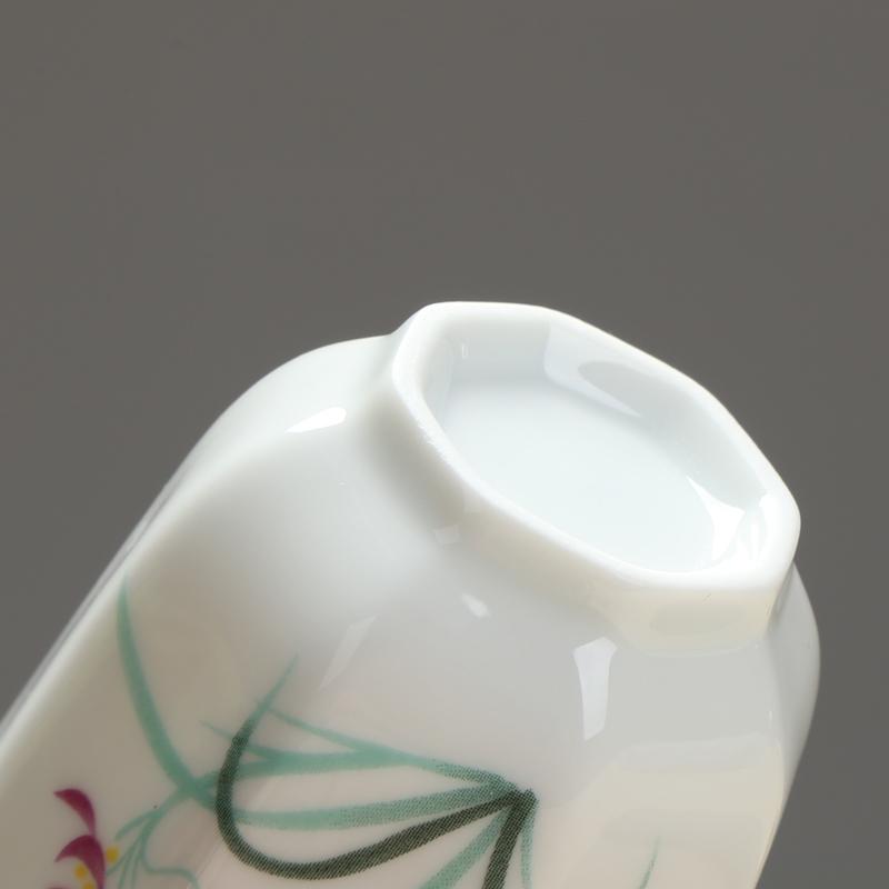 Set hộp quà tặng 6 cốc sứ uống trà, ly sứ in hoa phong thủy 75ml