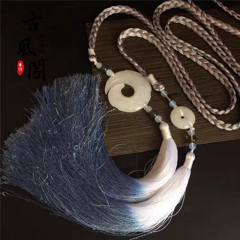 Ngọc bội Giang gia đeo thắt lưng