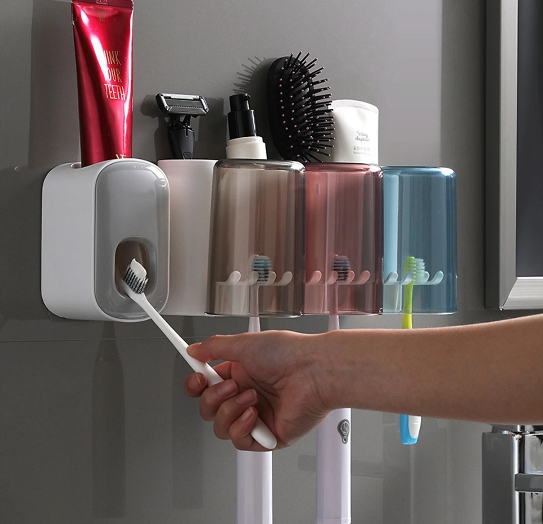 Bộ dụng cụ nhả kem đánh răng tự động 03 cốc và giá treo bàn chải đa năng PHT SUS-ECOCO-E1922-chất liệu ABS cao cấp
