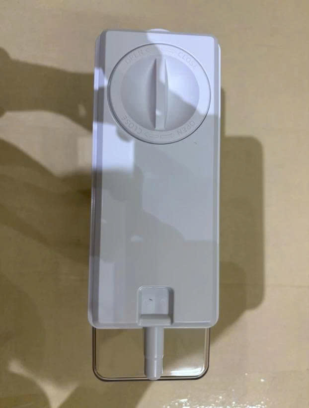 HỘP CHỨA NƯỚC UỐNG CÁNH CỬA TỦ LẠNH HITACHI  R-FW690PGV7X / R-FW690PGV7 / R-FW660FPGV3X – HÀNG CHÍNH HÃNG