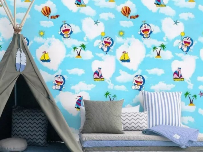 Cuộn giấy dán tường 10m Doremon có keo sẵn