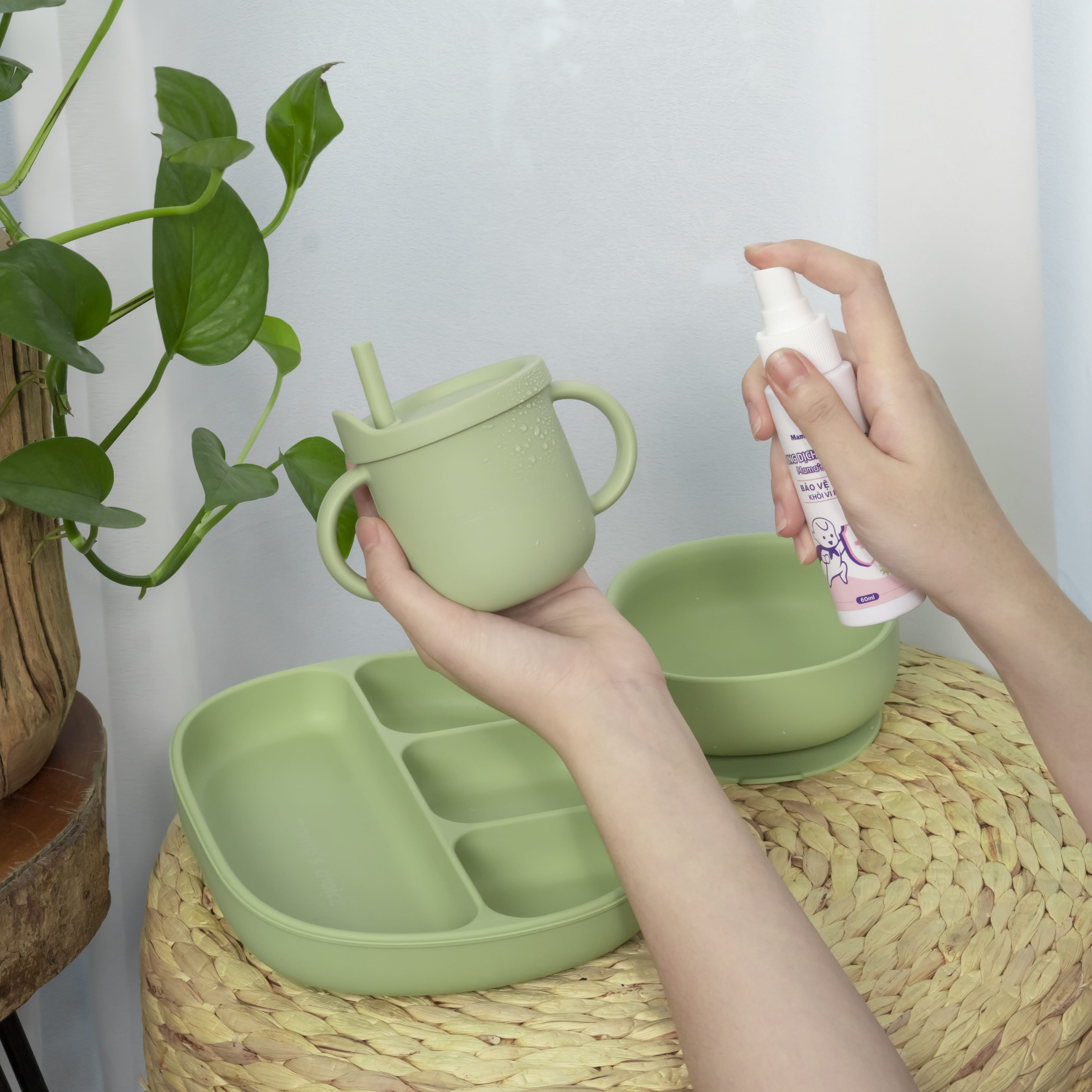 Xịt Khử Khuẩn EcoPro Mama's Choice, Xịt Khuẩn Đồ Dùng Cho Bé, Bình Sữa Núm Ti Giả, Bảo Vệ Bé Yêu An Toàn