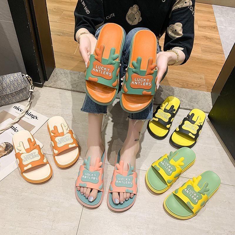 Dép đi trong nhà, quai ngang Unisex họa tiết Xừng hươu Lucky siêu Kute - Thời Trang PKT