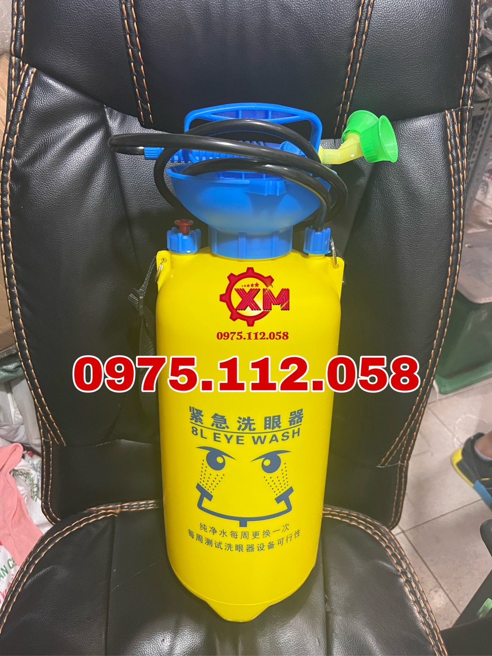 Bình rửa mắt khẩn cấp 8 lít,bồn rửa mắt khẩn cấp 8 lít,thiết bị rửa mắt khẩn cấp di đông,dụng cụ rửa mắt cầm tay di động