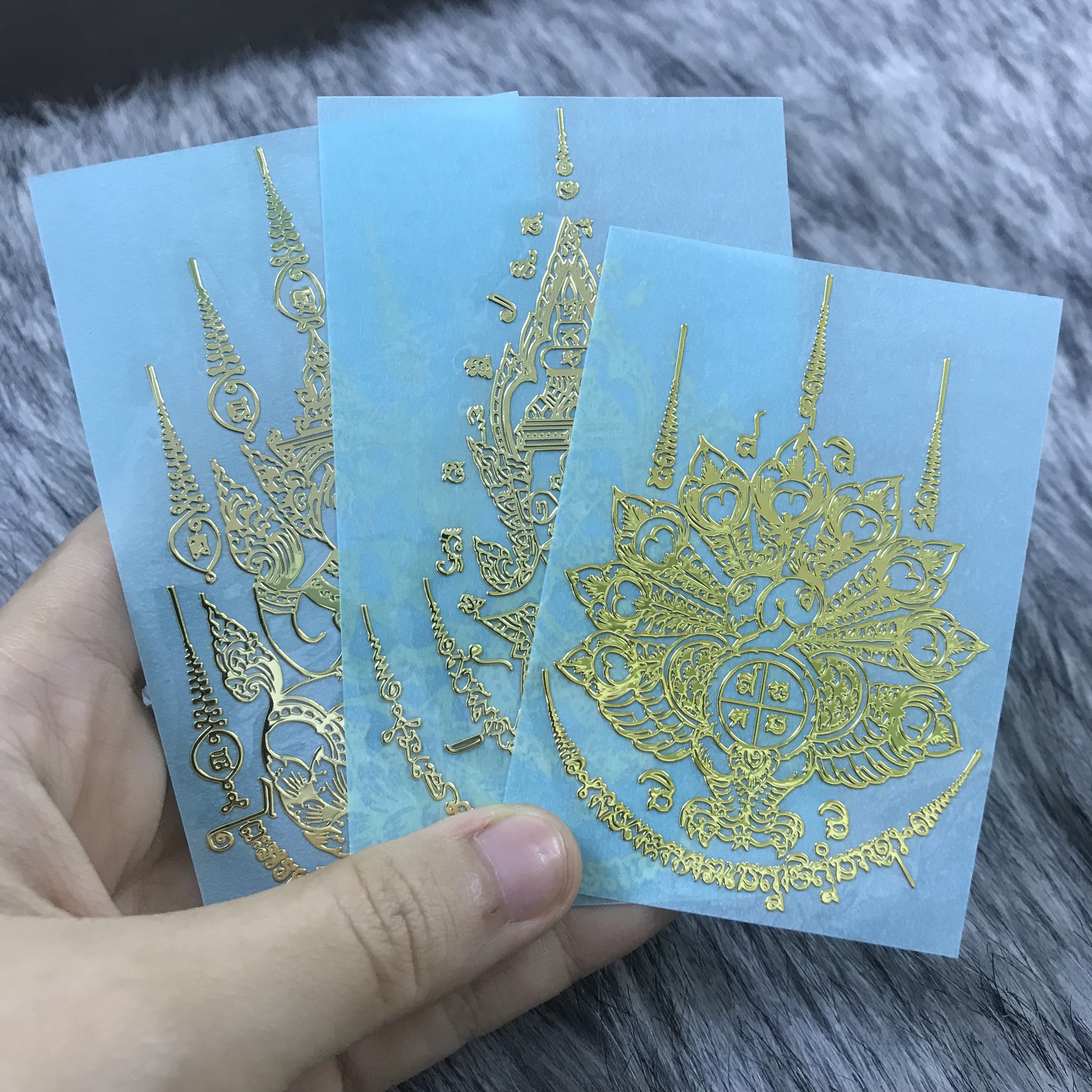 Miếng dán Thái Lan Chim Công Vàng giàu có , để dán điện thoại, để nơi làm việc -SP005573