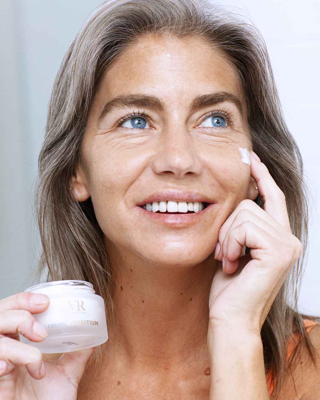 Kem dưỡng chống nhăn da giúp làn da mịn màng và đều màu da dành cho da thường và da khô SVR DENSITIUM Cream 50ml