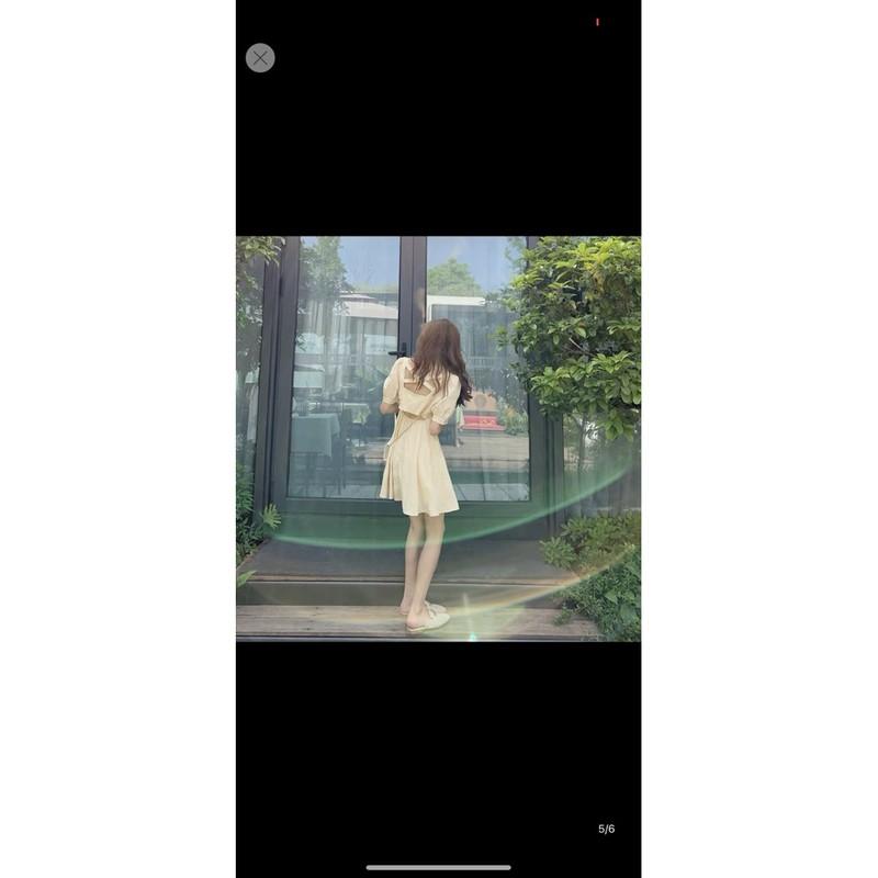 Váy cổ vuông nhún ngực màu vàng chanh chưa bao giờ hết hot