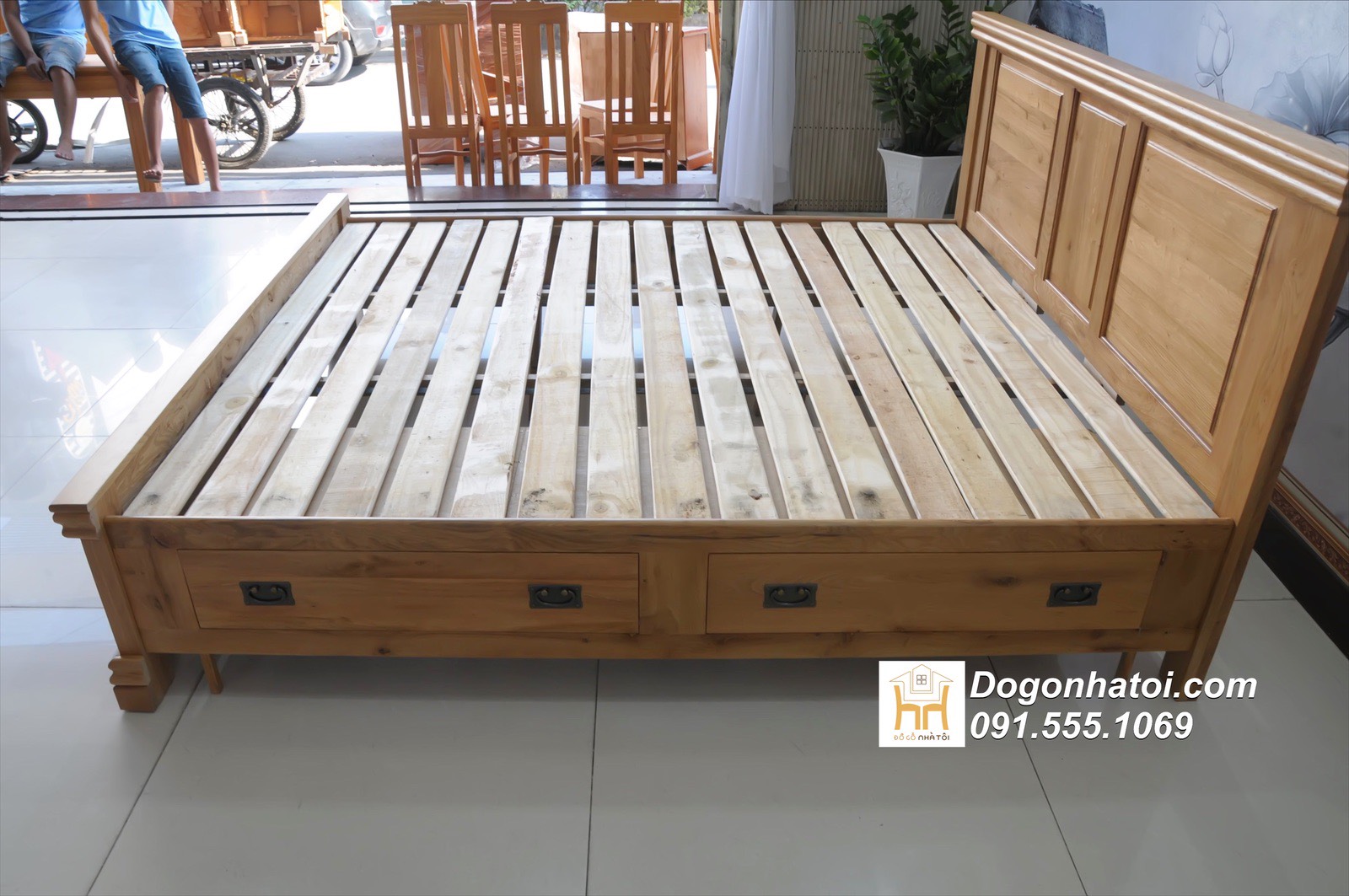 Giường Gỗ Sồi Mỹ Có Ngăn Kéo Hông Giá Rẻ - GN315