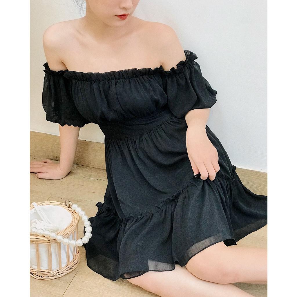 KIOBI - Đầm Iris ống form ôm dáng xòe, tay bí phồng đính rời bo thun trễ vai, có lót, vải voan tơ IC đen - KID2152D