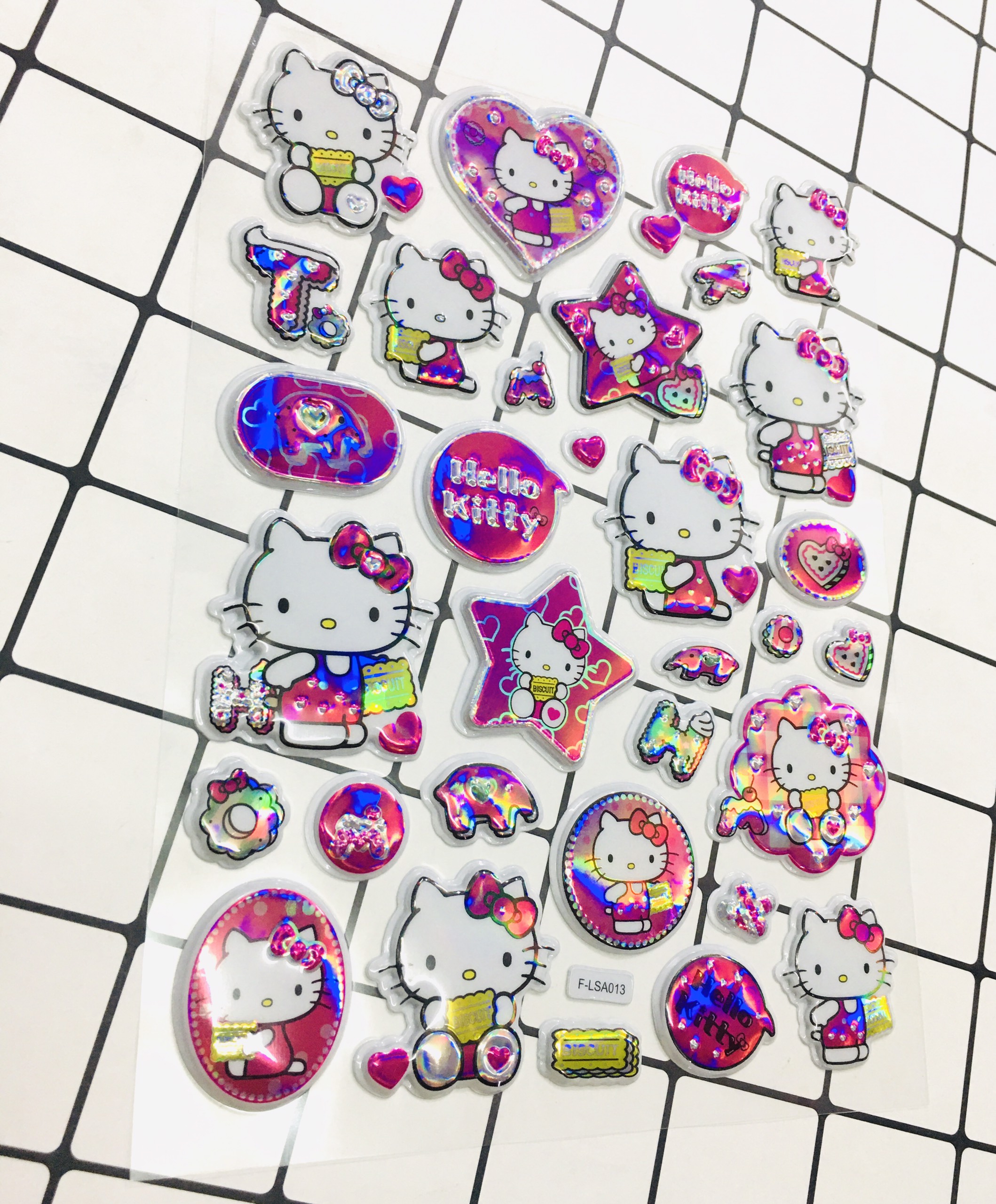 Hình Dán Hello Kitty  sticker Nổi 3D set 2 bảng ( 64 miếng ảnh )