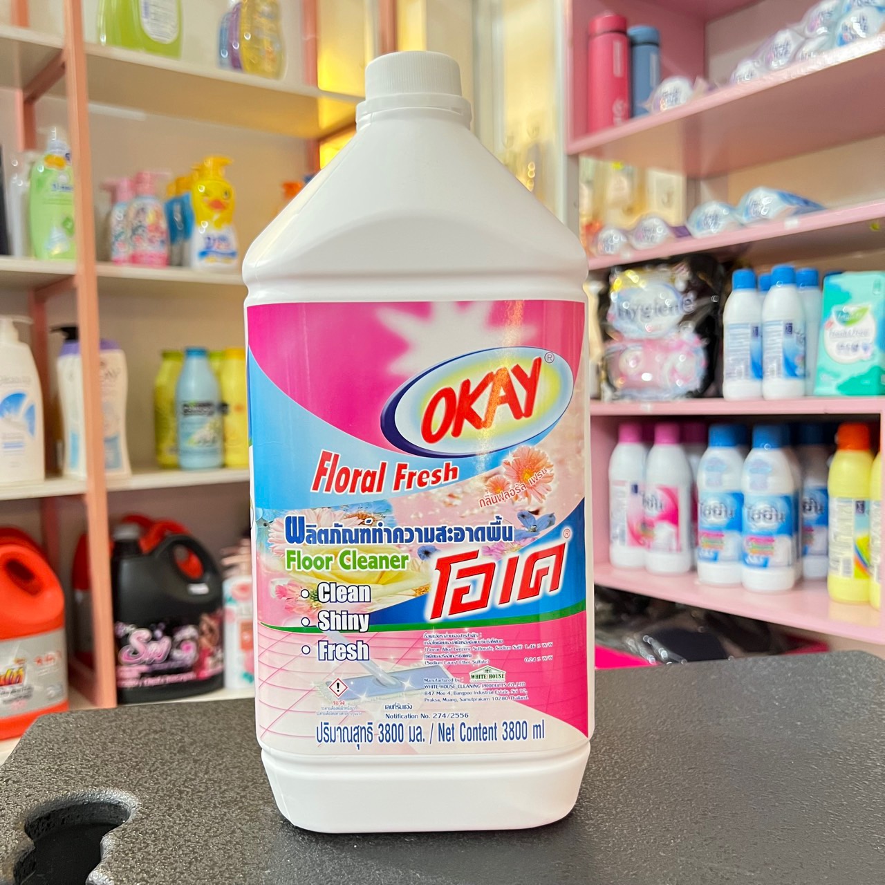 Nước lau sàn Okay Thái Lan 3800ml (2 màu)