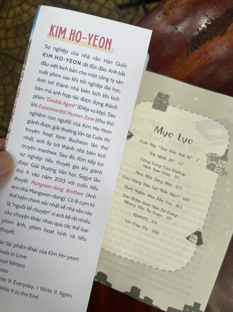 CỬA HÀNG TIỆN LỢI BẤT TIỆN - Kim Ho-Yeon – Thu Hưng dịch – Gieo books – NXB Dân Trí – Bìa mềm