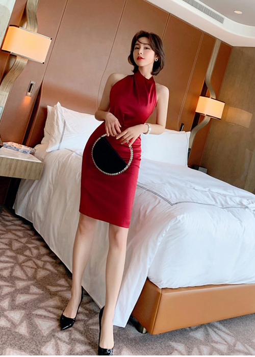 Đầm Lụa Latinh,Đầm Body Dự Tiệc Cổ Yếm Hở Lưng Quyến Rũ Có Size M,L,XL