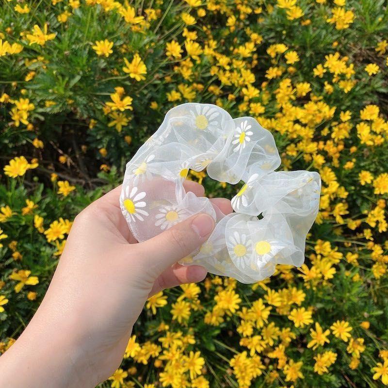 Dây buộc tóc vải voan HACHIKI scrunchies phối lưới hoạ tiết hoa cúc hoạ mi SCRUNHOA