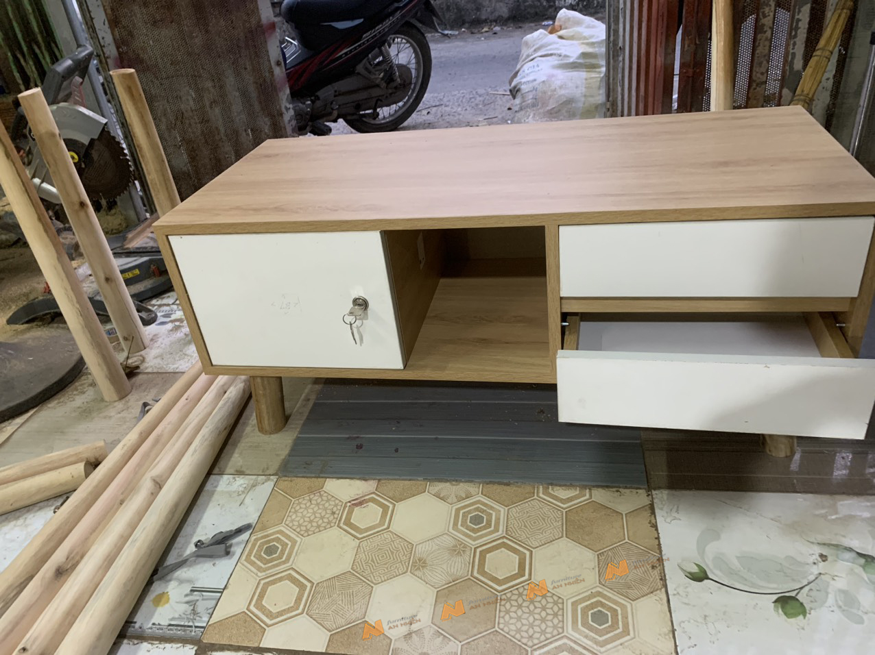 Made in VN Bàn trà hiện đại kiểu dáng nhỏ gọn bằng gỗ mdf 17mm công ty Mộc Phát độ bền trên 30 năm AN073