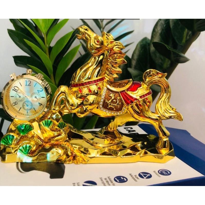 Tượng Ngựa Phong Thủy Đặt Taplo Xe Ô Tô, Xe Hơi Tuấn Mã Vượt Dốc Kèm Đồng Hồ Và Tinh Dầu Thơm- Ý Nghĩa Mã Đáo Thành Công