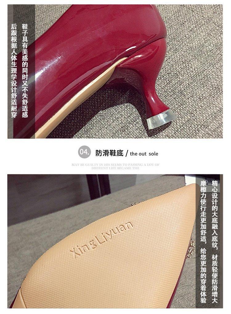 Giày cao gót với gót thấp đính phụ kiện vuông trang trí đơn giản thời trang cho nữ