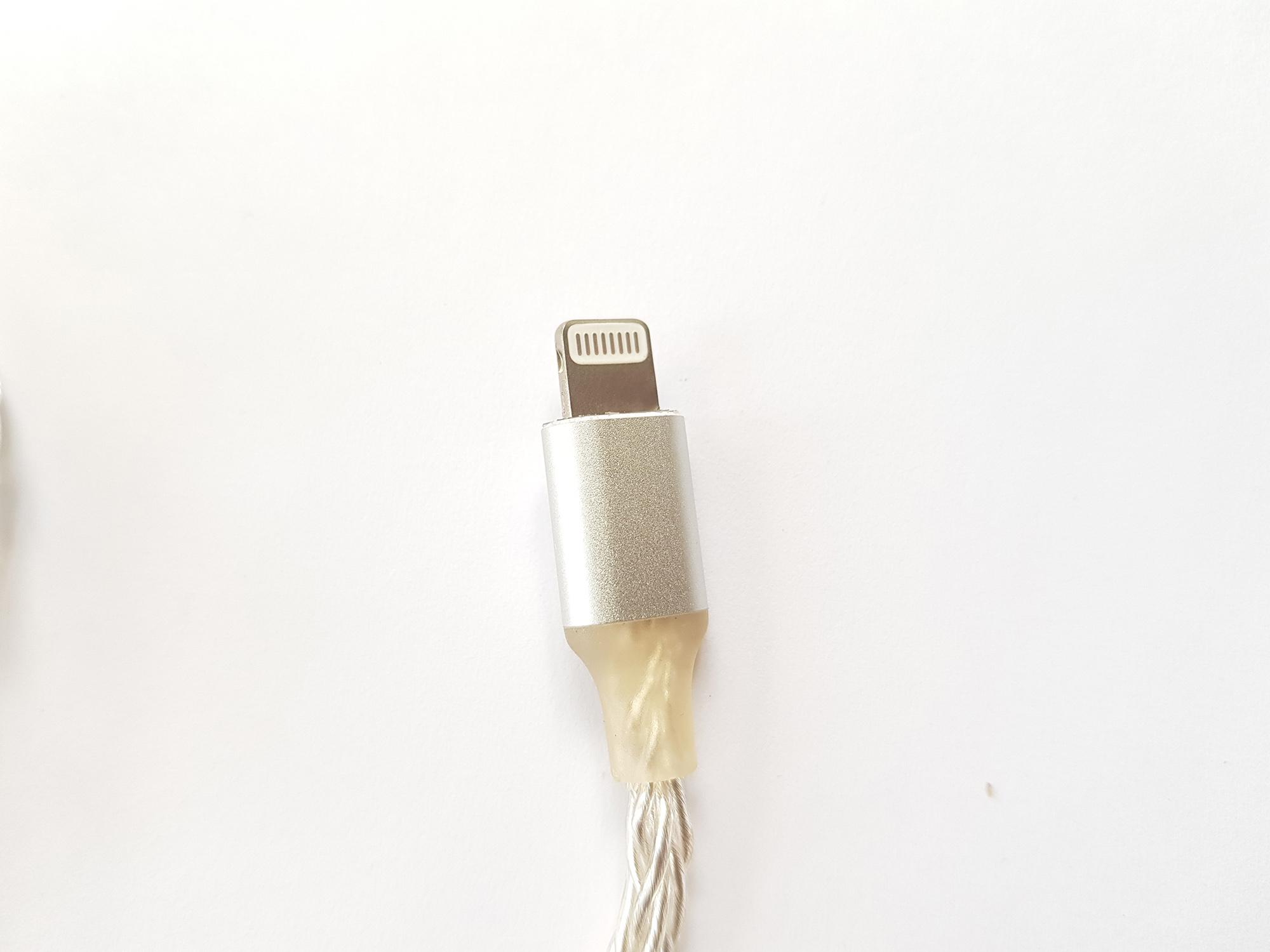 Cáp mạ bạc 8 lõi chất lượng cao cổng Lightning sang chân cắm 2P 0.78mm cho các loại tai nghe KZ TRN TFZ QKZ...Chip Apple C101 (MFI ) cho IP7 8 X XR XS...