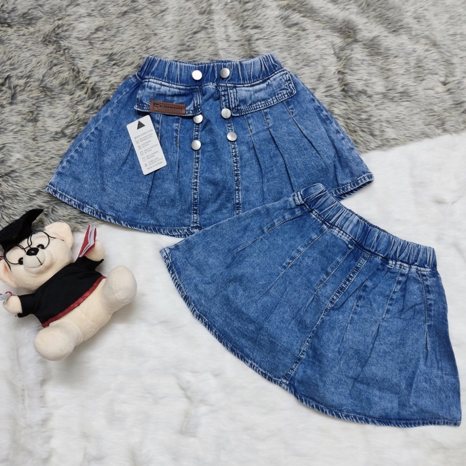 Q00000323 Váy jean xanh wax nhẹ, dáng xoè, xếp ly, có chíp rất xinh cho bé gái