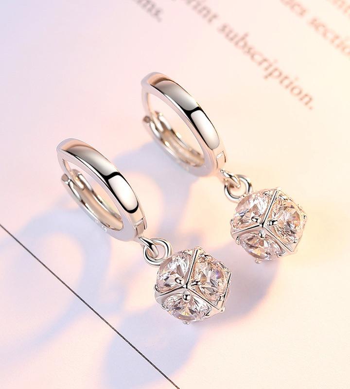 Hoa tai nữ thời trang hạt châu khoen bấm HT64