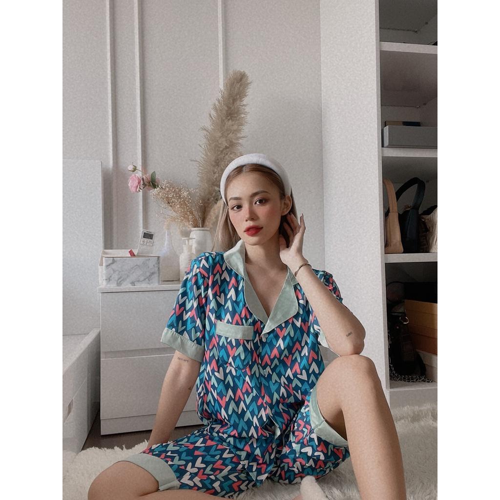 Bộ Lụa Lửng Tay Ngắn Họa Tiết Mặc Nhà
