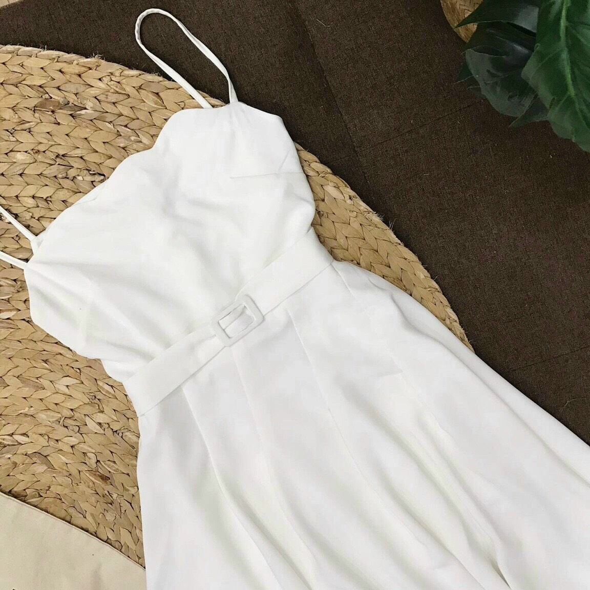ĐẦM 2S TÀ XÉO, CỔ RĂNG CƯA CÁCH ĐIỆU CHẤT VẢI SỜ VÀO LÀ ƯNG LIỀN NHOA