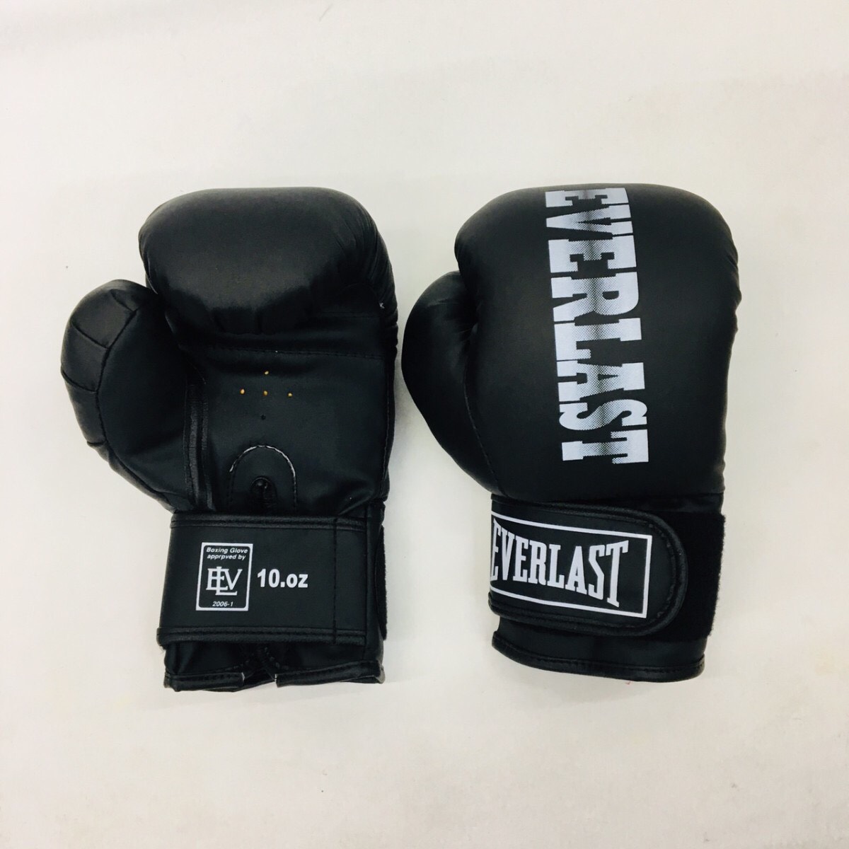 Găng Boxing Người Lớn - Giao màu ngẫu nhiên
