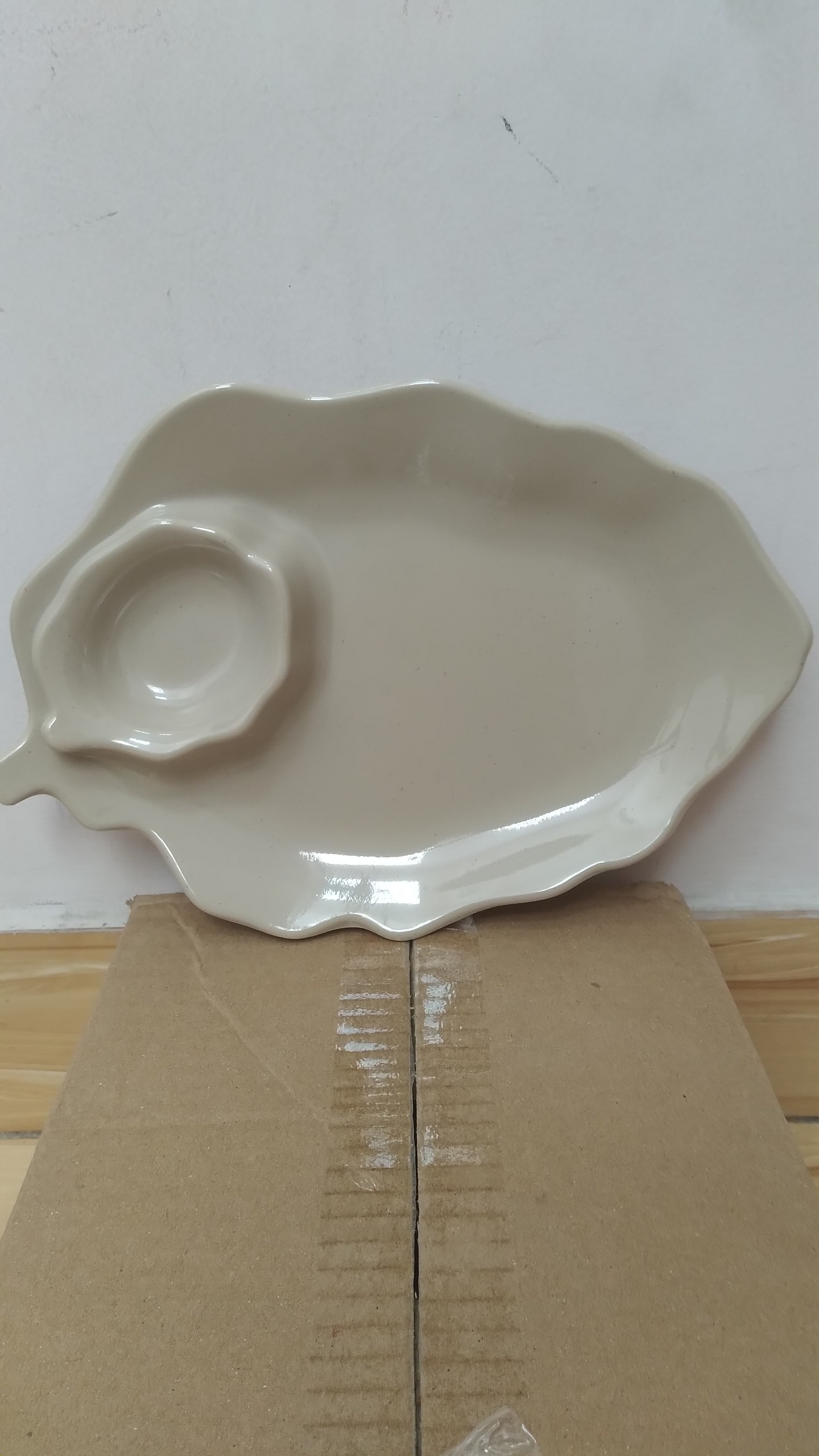 Dĩa lá 2 ngăn đựng trái cây, đồ ăn vặt nhựa Melamine nhiều màu