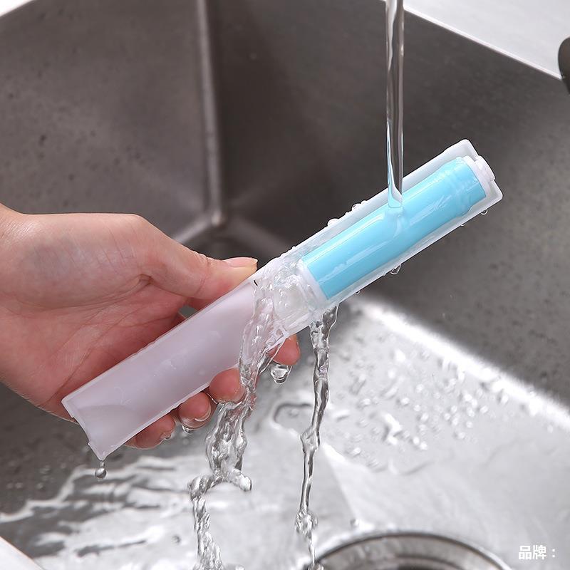 Cây Lăn Bụi Quần Áo Mini Bỏ Túi Gắp Gọn Tiện Dụng