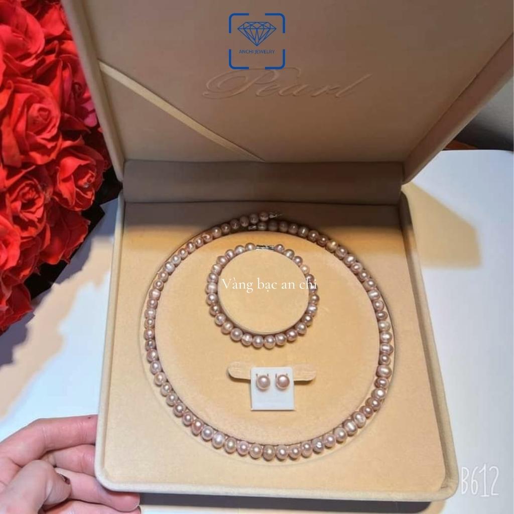 Bộ trang sức trai thật 8ly gồm vòng tay - vòng cổ chocker - bông tai, khóa chốt chất liệu bạc. Trang sức Anchi