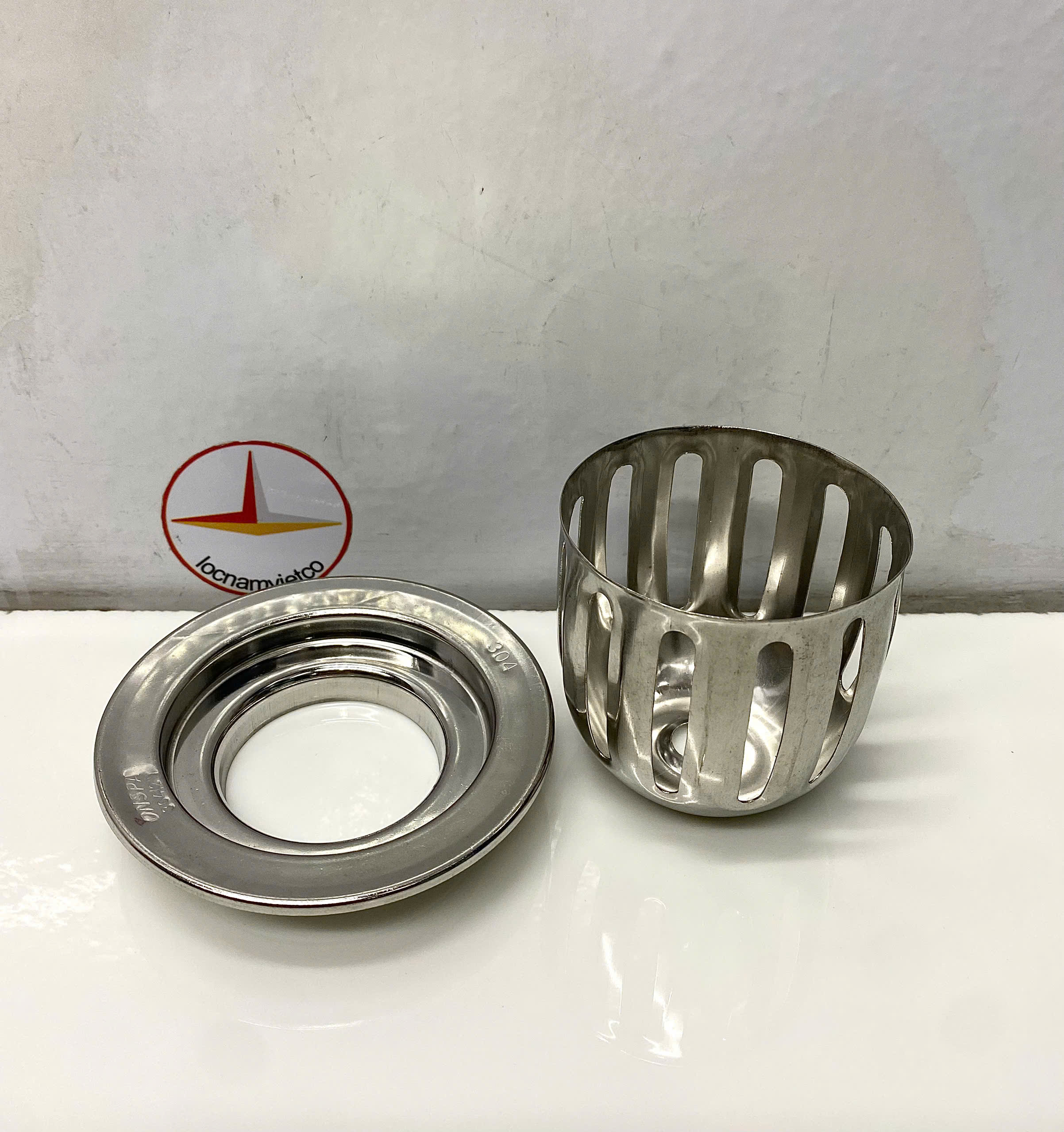Thoát nước sân thượng Inox 304 Onspa 60mm tròn _ 110TC060