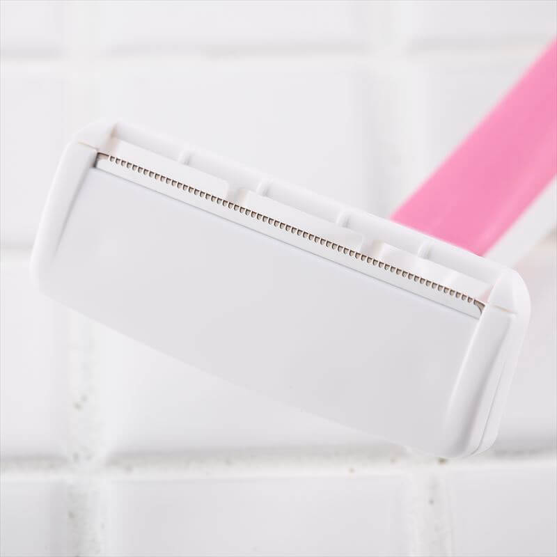 Set 03 chiếc dao cạo 3 lưỡi kép Pretty lưỡi thép mạ 2 lớp Titanium sắc bén & bền bỉ - nội địa Nhật Bản