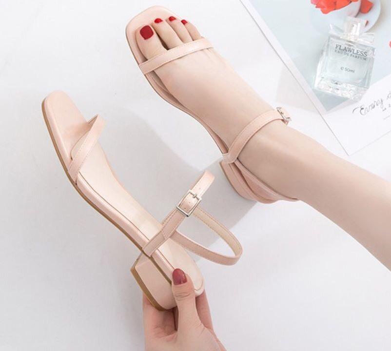 Giày sandals quai mảnh A03