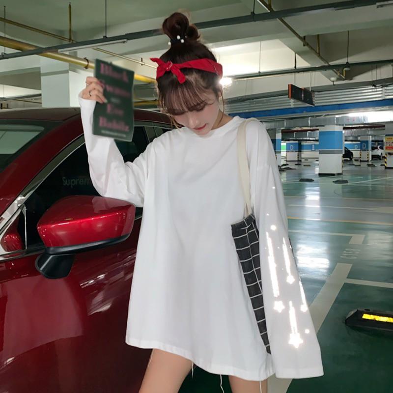 Áo thun tay dài dáng rộng thời trang cá tính