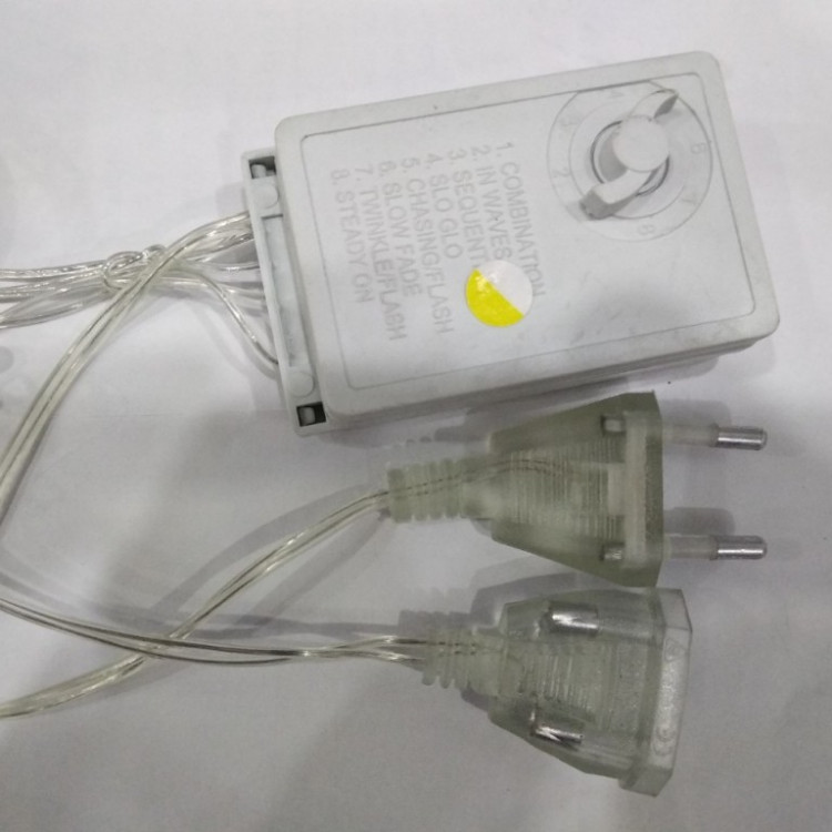 Bộ Rèm Đèn Ngôi Sao LED có hộp điều khiển điều chỉnh các chế độ nháy cho đèn