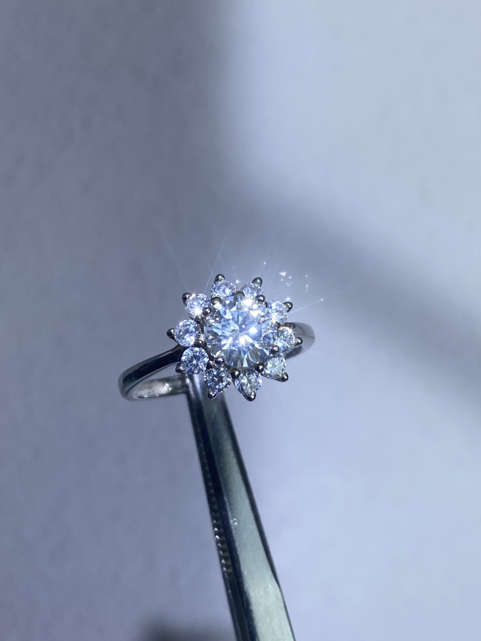 Phụ kiện đeo ngón tay Bạc 925 Kim cương nhân tao Moissanite 1.0carat 6.5mm