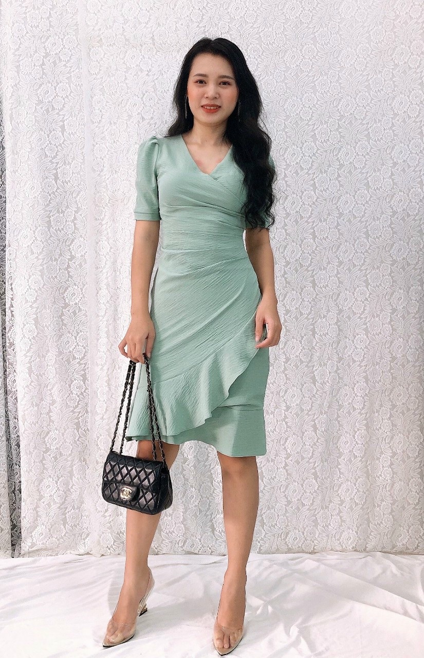 Đầm ôm cổ đắp chéo, xếp ly eo, bèo lai tôn dáng S&M GR195- Hình thật do shop chụp