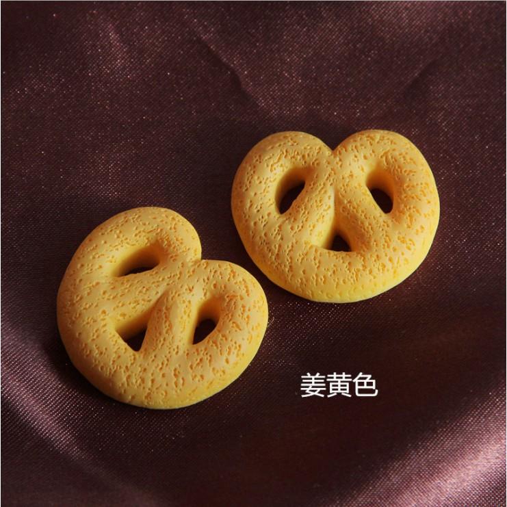 Chuyên Charm * Charm mô hình bánh churro cho các bạn làm trang trí vỏ điện thoại, nhà búp bê, DIY