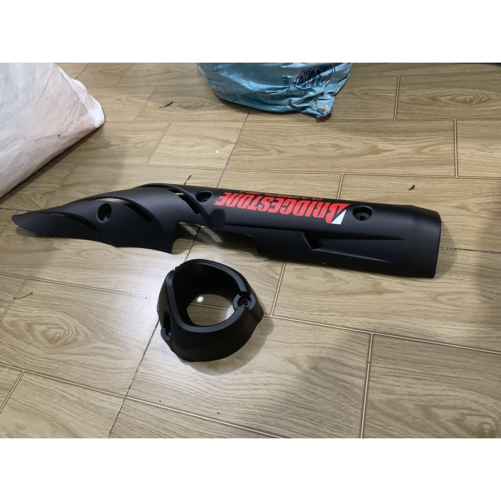 Ốp pô và chụp đích pô exciter 150 màu đen nhám