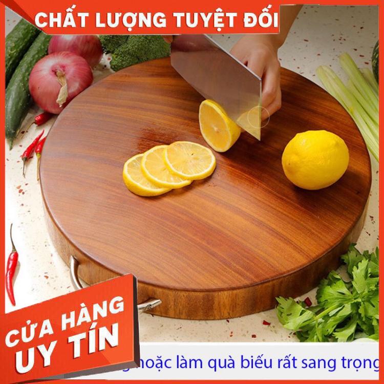 Thớt gỗ nghiến tròn đường kính 29cm - 30cm, thớt nghiến tây bắc nguyên khối dùng để thái băm chặt