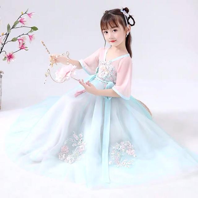 Quần áo cổ trang chụp ảnh cho bé gái