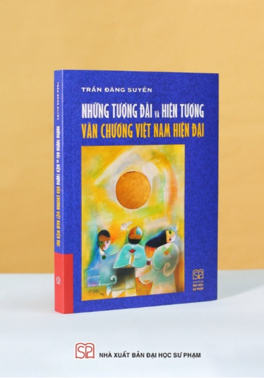 Sách - Những tượng đài và hiện tượng văn chương Việt Nam hiện đại ( Bìa mềm )