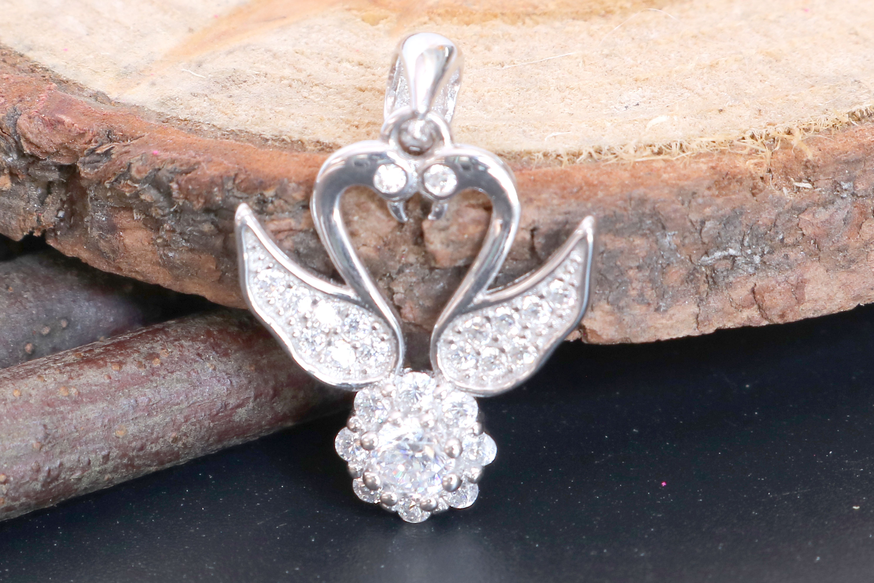 Mặt dây chuyền bạc nữ Swans Love