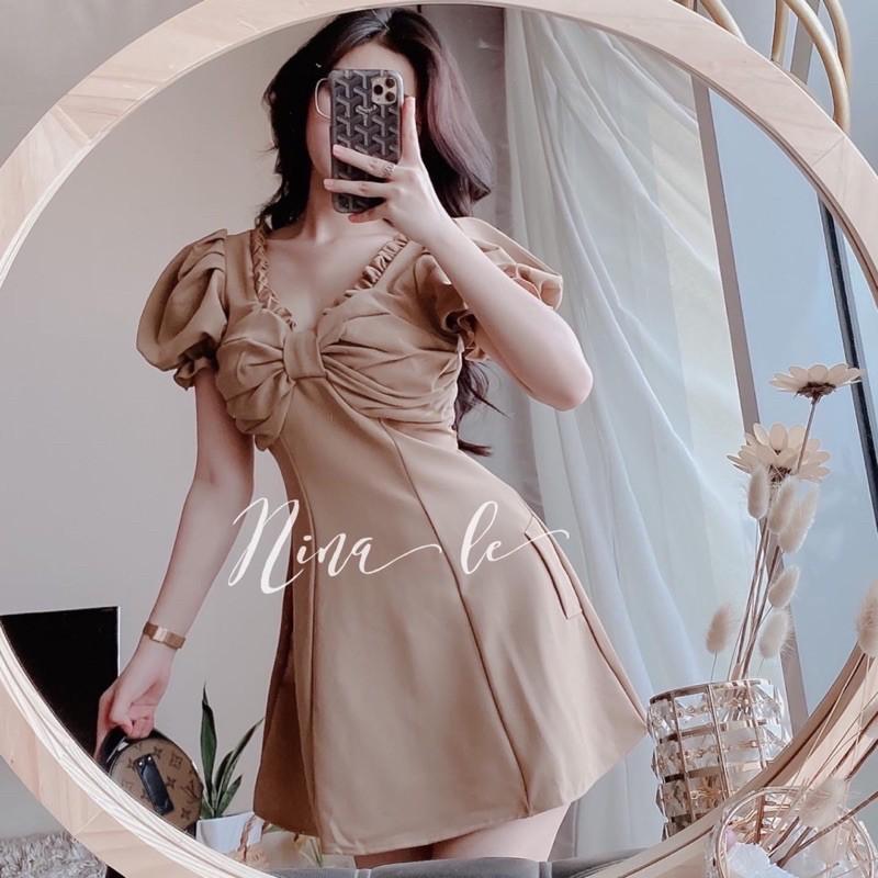 ĐẦM XOÈ NƠ NGỰC TAY PHỒNG NHÚN