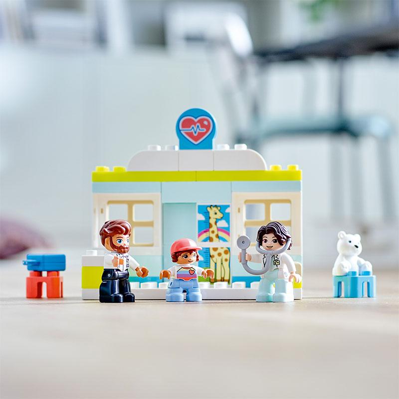 Đồ Chơi LEGO Duplo Phòng Khám Bác Sĩ 10968 (34 chi tiết)