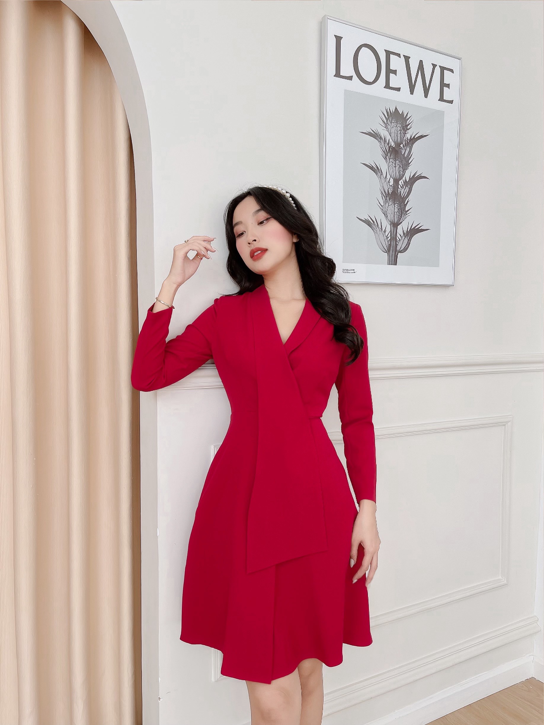Đầm công sở ngắn cổ vét CQA tay dài dáng ôm body sang trọng màu đỏ đô, chất vải polyester thoáng mát 4 sizes mới 2021
